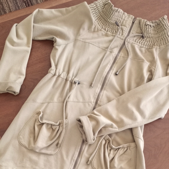 ANTHROPOLOGY brand IRIS & NAVY - Picture 1 of 8